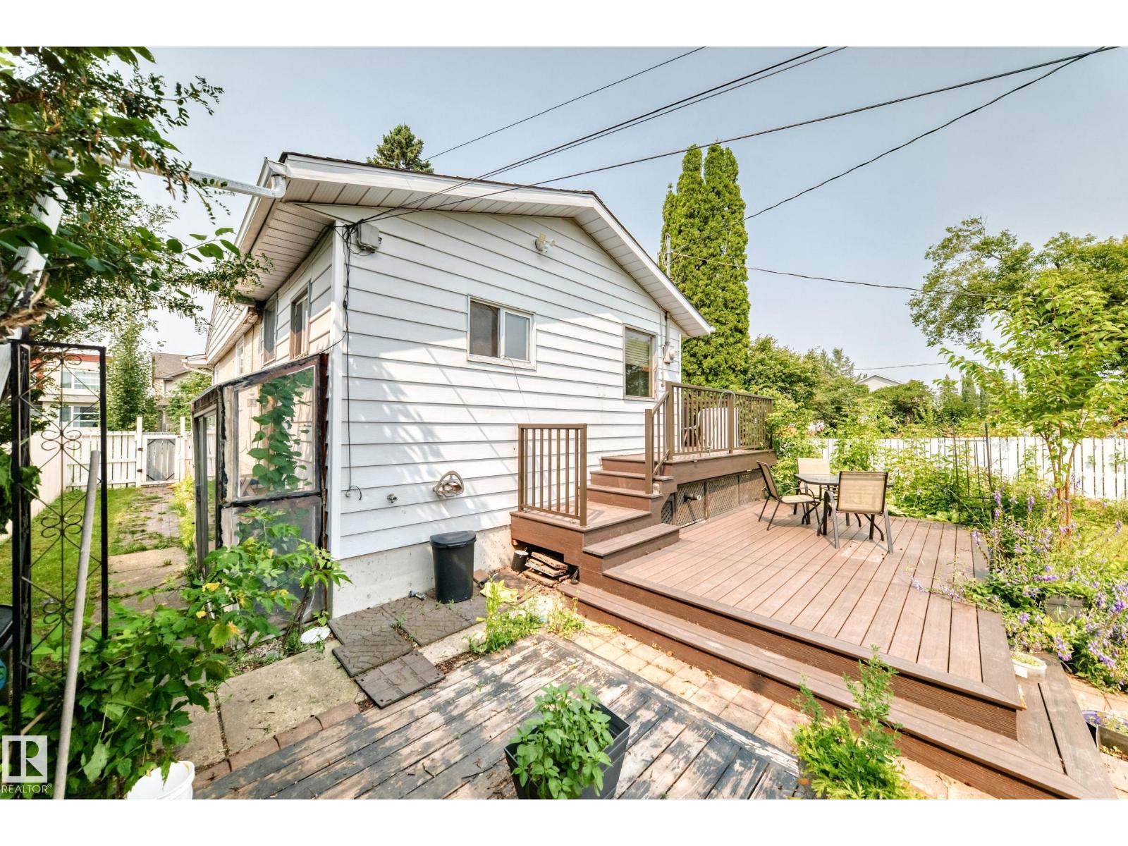 9031 150 ST NW - 42