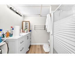 9031 150 St Nw, Edmonton, AB T5R1E8 Photo 36