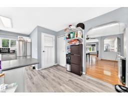 9031 150 St Nw, Edmonton, AB T5R1E8 Photo 17