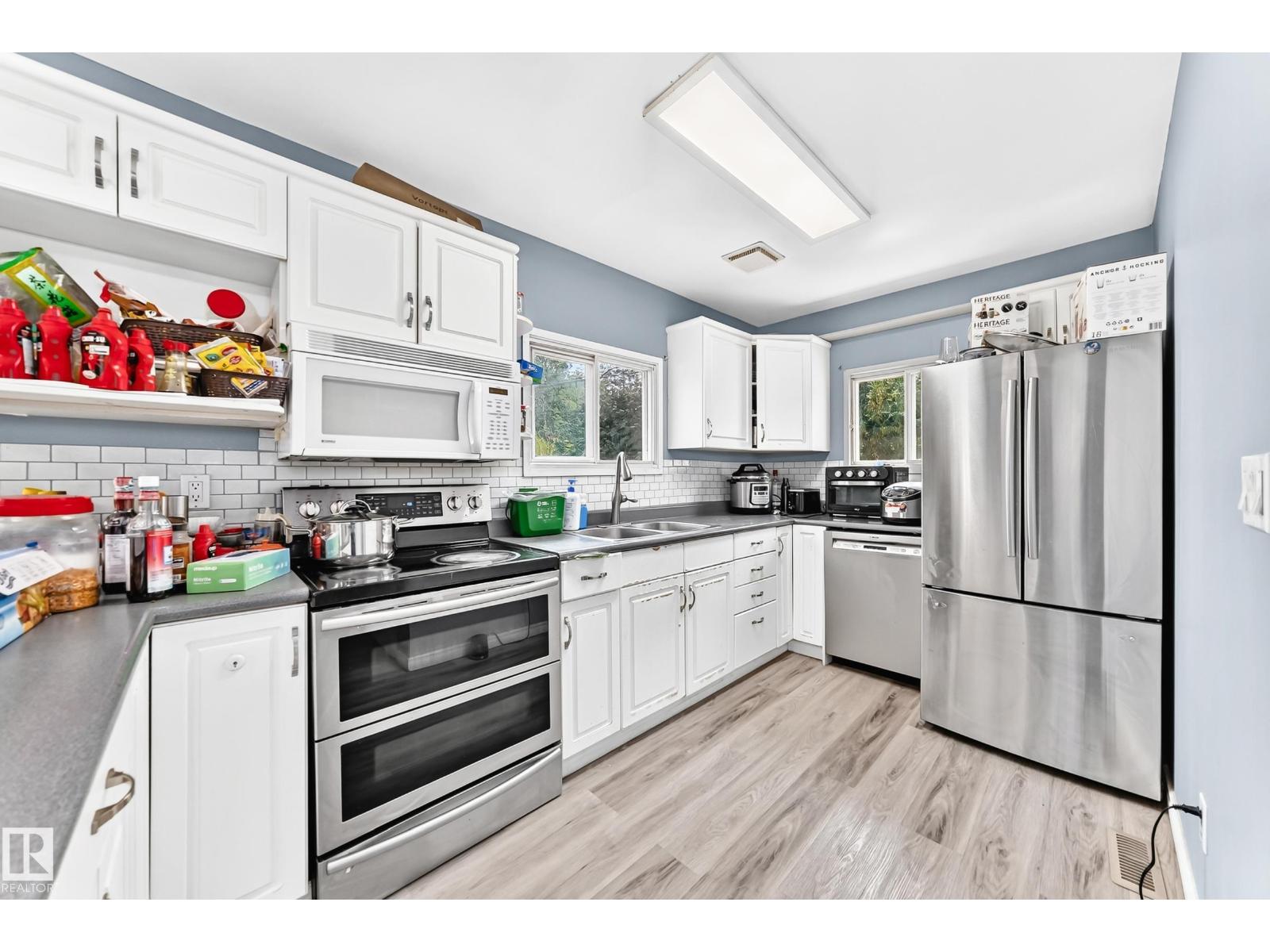 9031 150 ST NW - 12