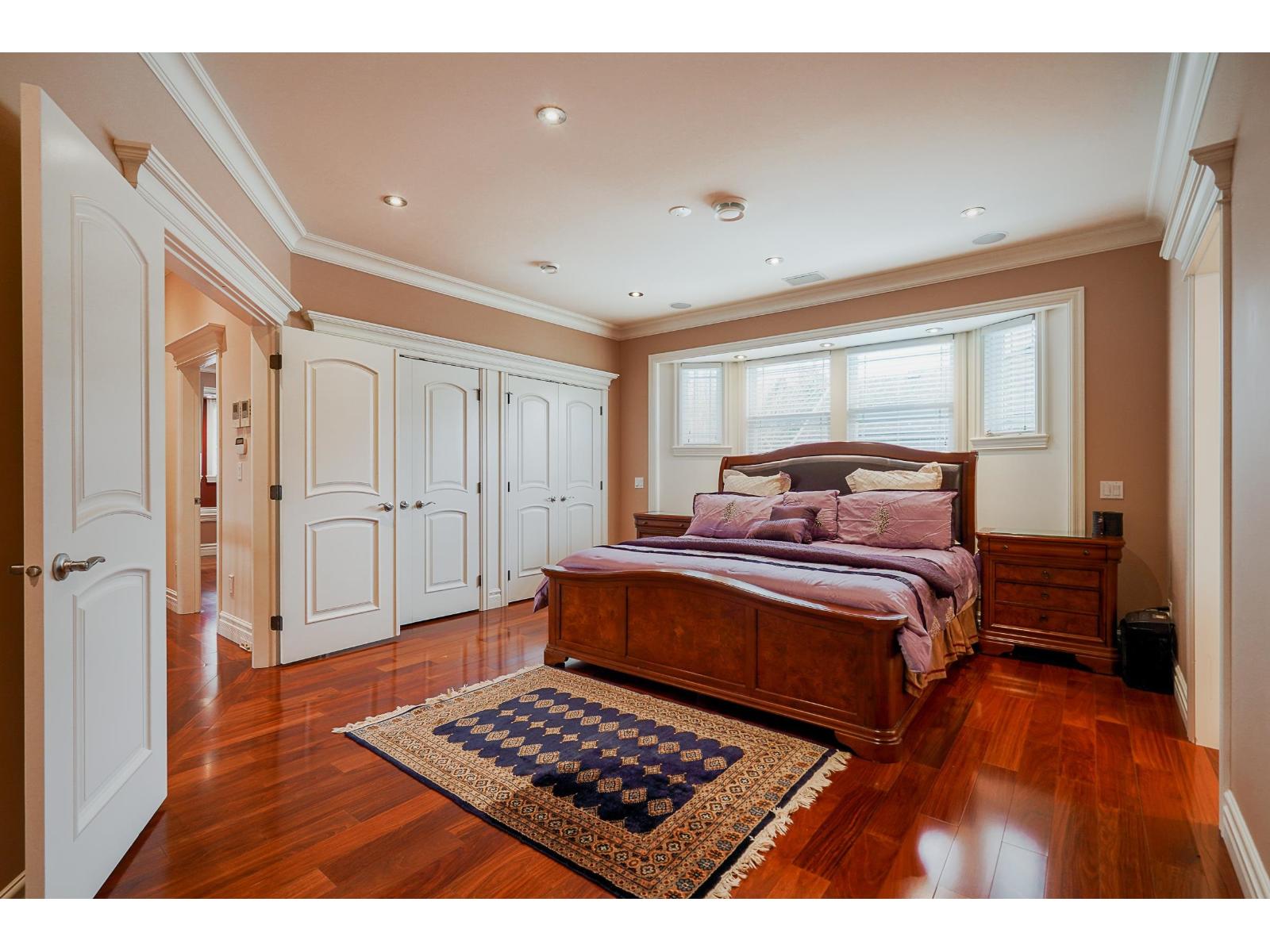 6 Bed, 5 Bath House for Sale in Surrey – 7811 148 AVENUE, Surrey – MLS# R3158329 - Image 13