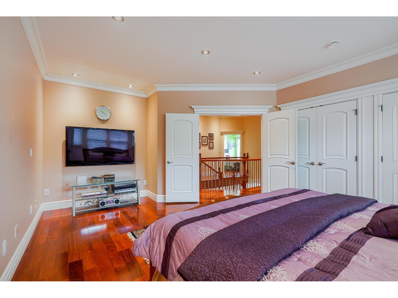 6 Bed, 5 Bath House for Sale in Surrey – 7811 148 AVENUE, Surrey – MLS# R3158329 - Image 12