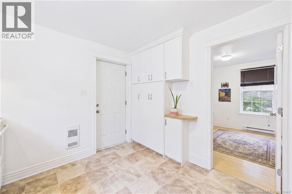 #A & B 127 Cornhill Street - Image 11