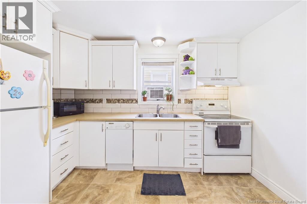#A & B 127 Cornhill Street - Image 36
