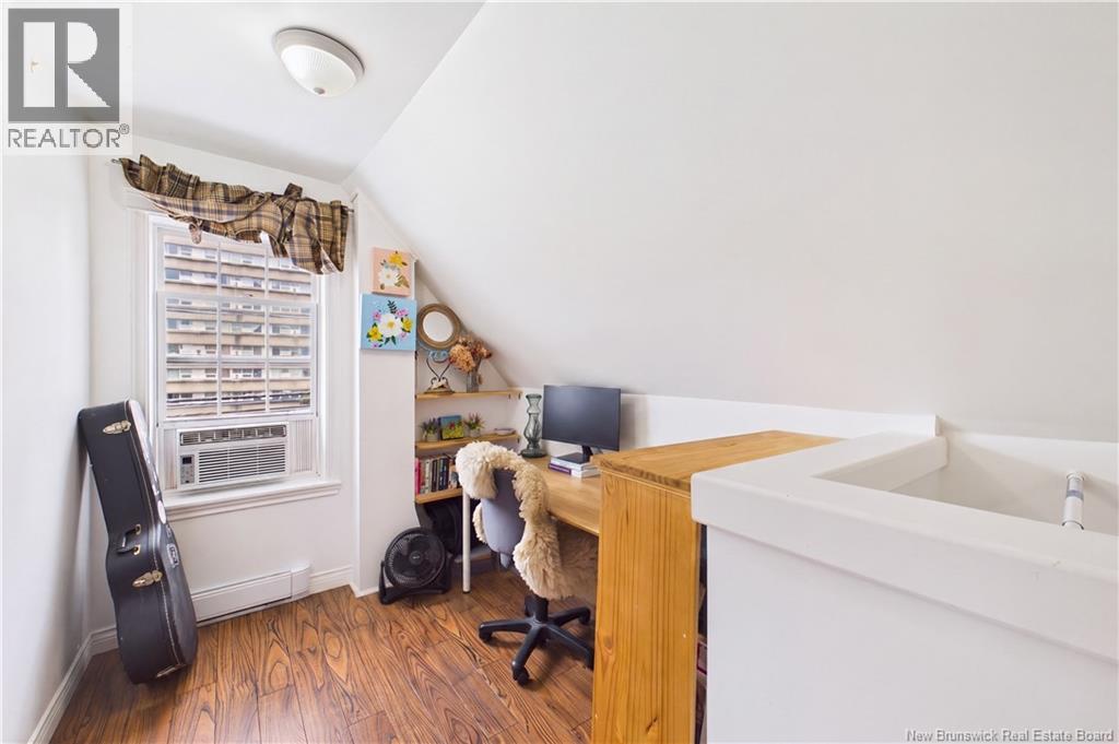 #A & B 127 Cornhill Street - Image 37