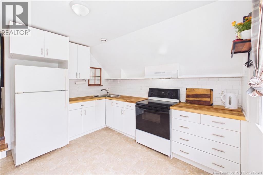 #A & B 127 Cornhill Street - 43
