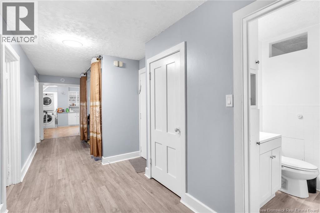 241 Saunders Street - Image 13