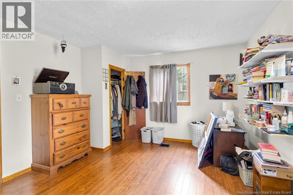 241 Saunders Street - Image 34