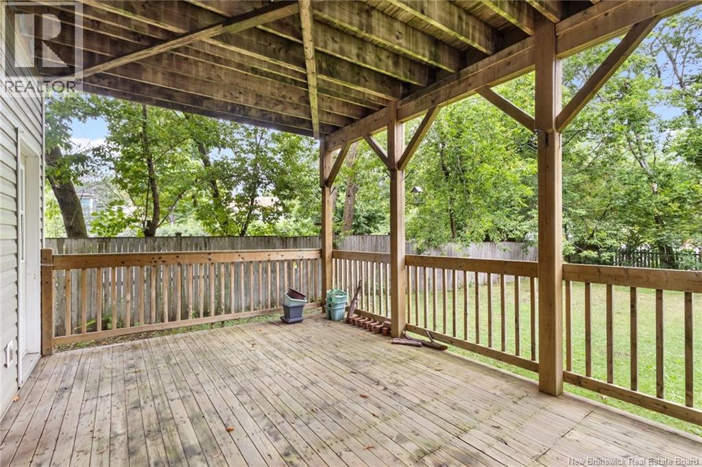 241 Saunders Street - 37