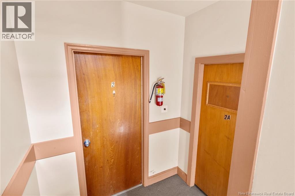 241 Saunders Street - 40
