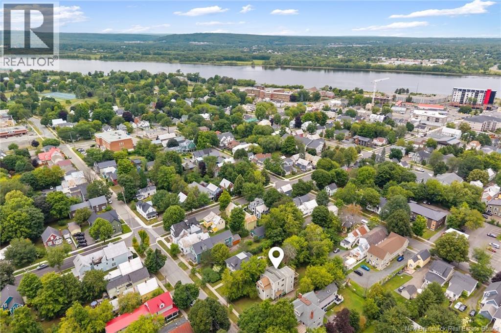 241 Saunders Street - 46