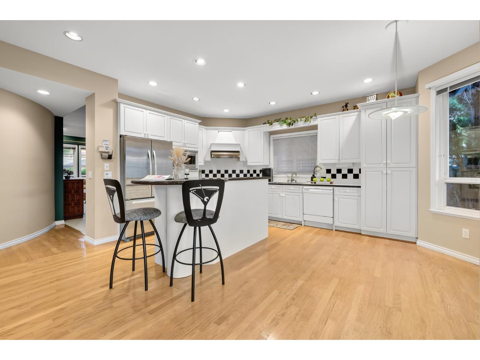 4 Bed, 3 Bath House for Sale in Surrey – 1903 144TH STREET, Surrey – MLS# R3158516 - Image 9