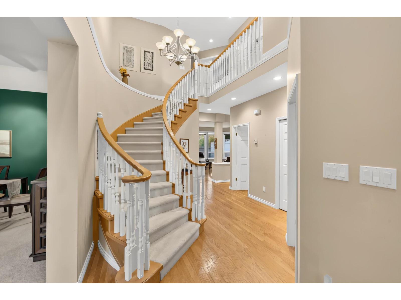 4 Bed, 3 Bath House for Sale in Surrey – 1903 144TH STREET, Surrey – MLS# R3158516 - Image 14
