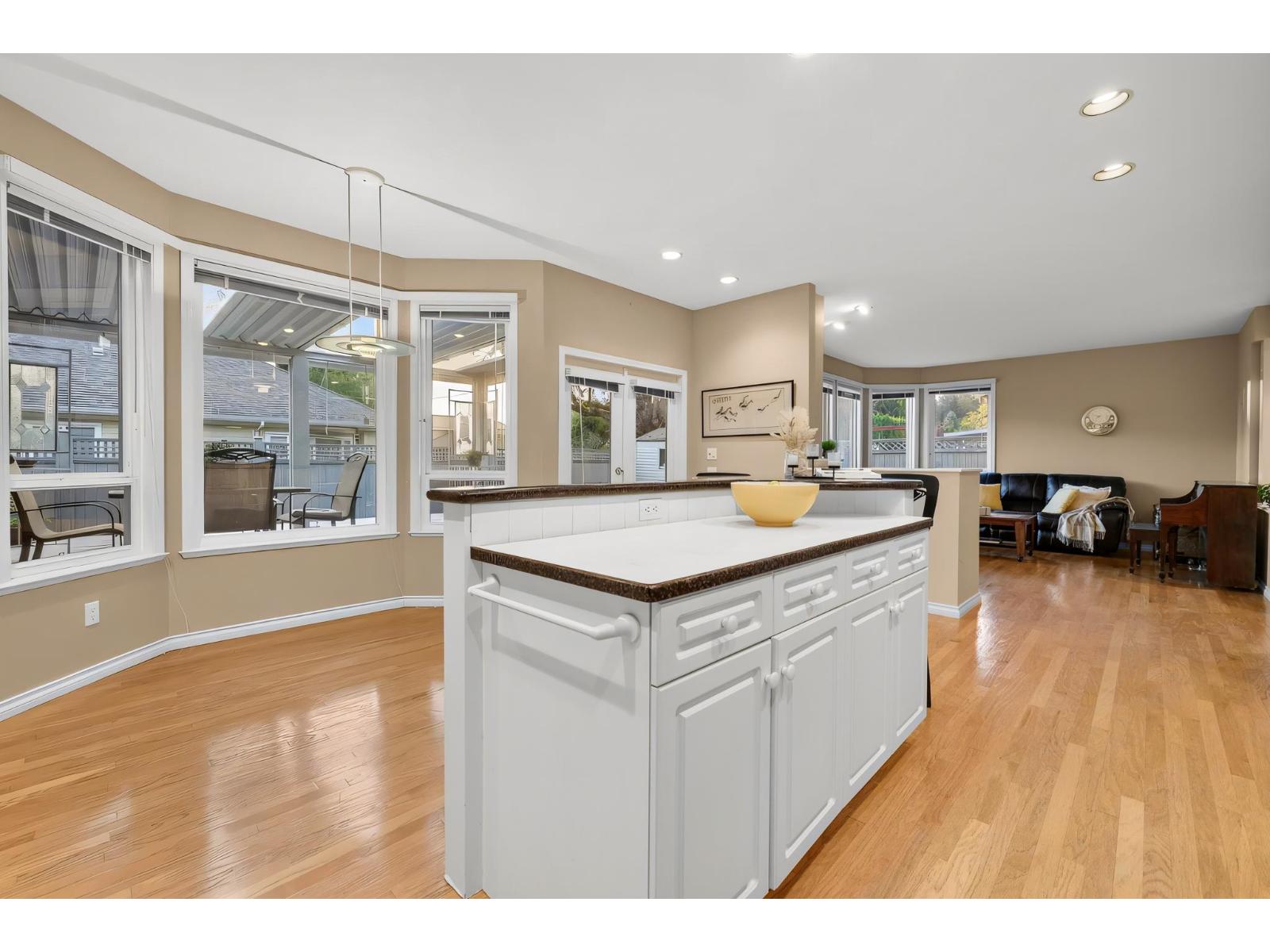 4 Bed, 3 Bath House for Sale in Surrey – 1903 144TH STREET, Surrey – MLS# R3158516 - Image 17