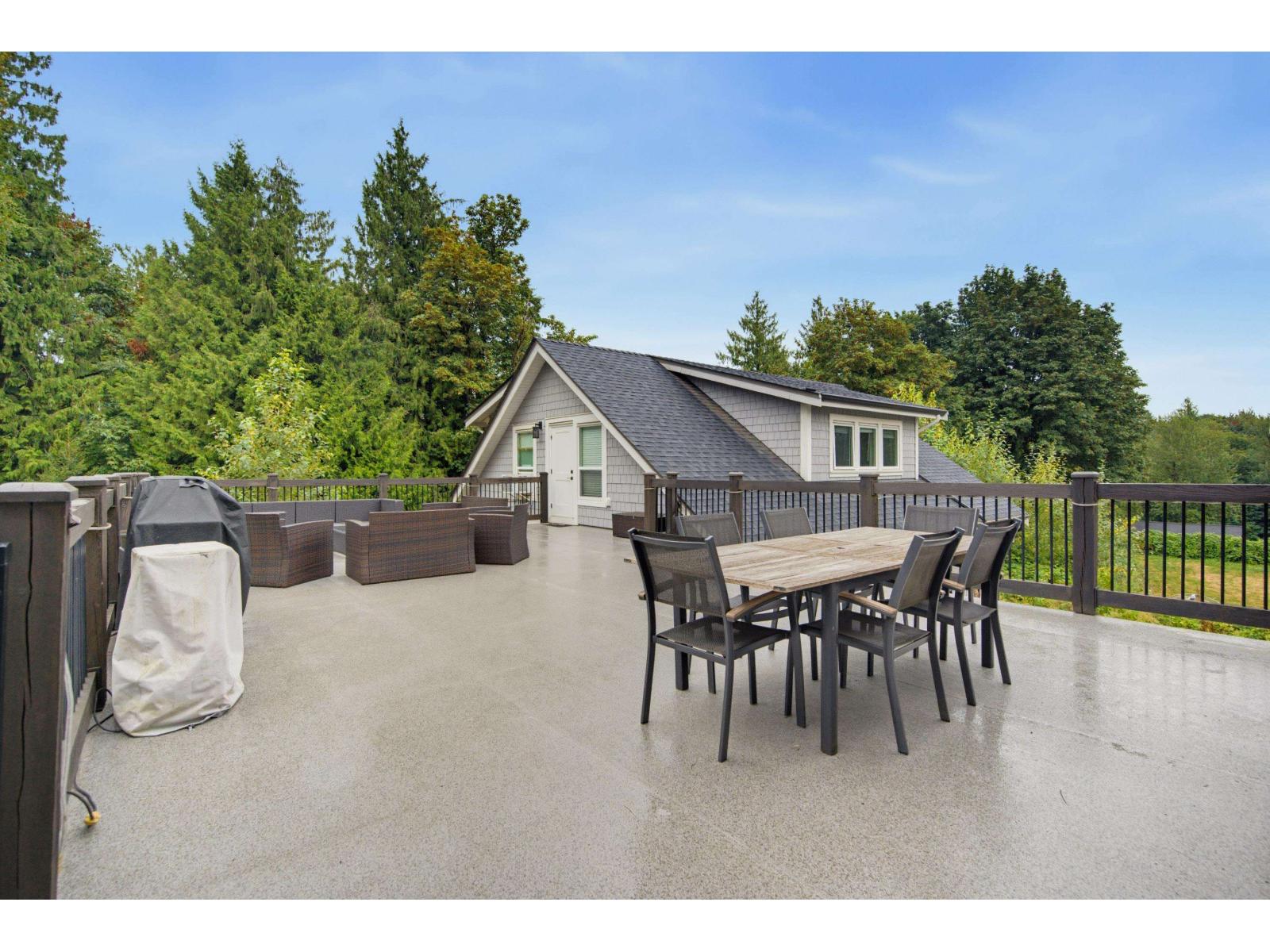 7 Bed, 5 Bath House for Sale in Abbotsford – 31123 HARRIS ROAD, Abbotsford – MLS# R3158234 - Image 33