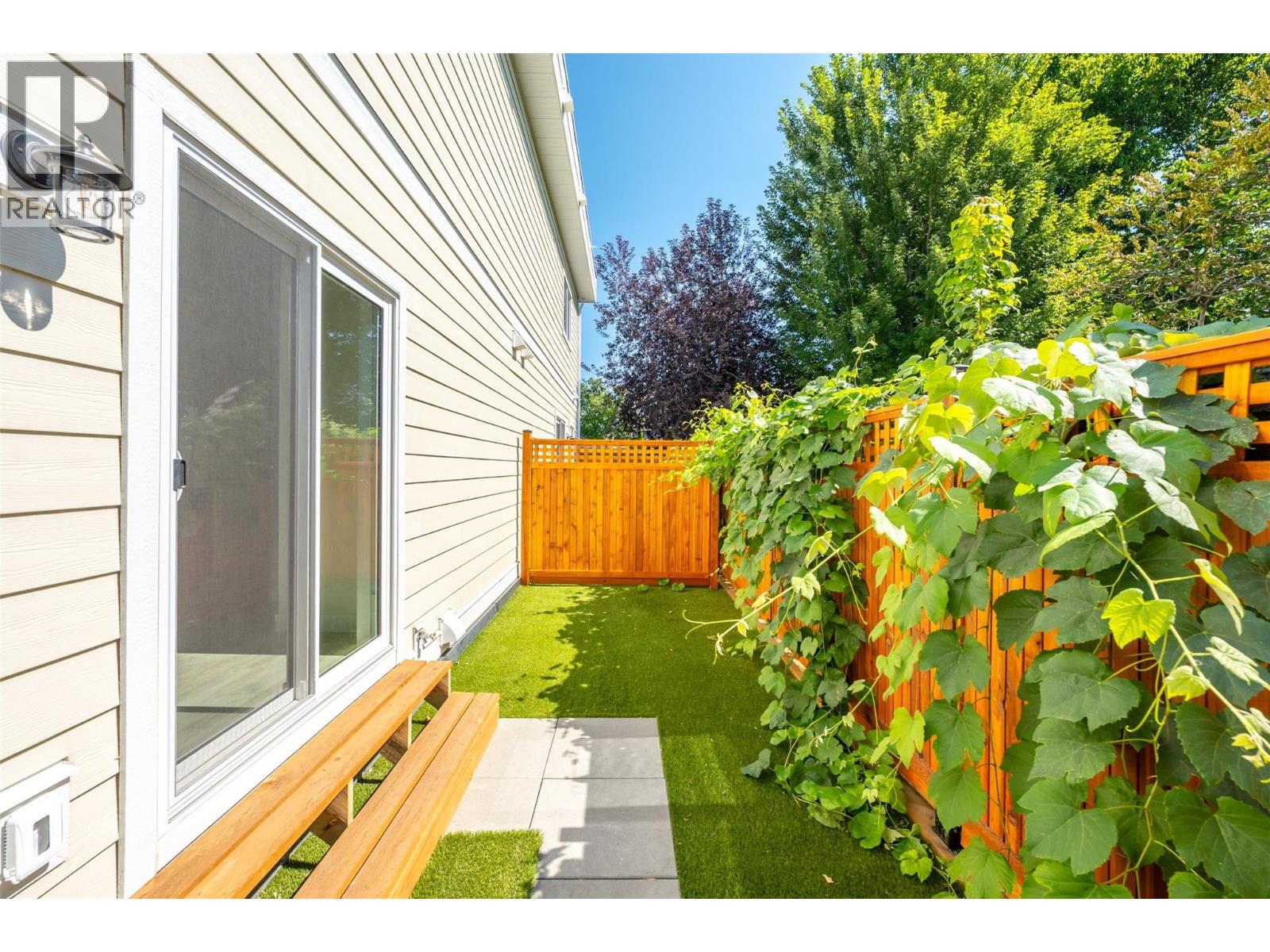 #103 11815 Grant Avenue - 29