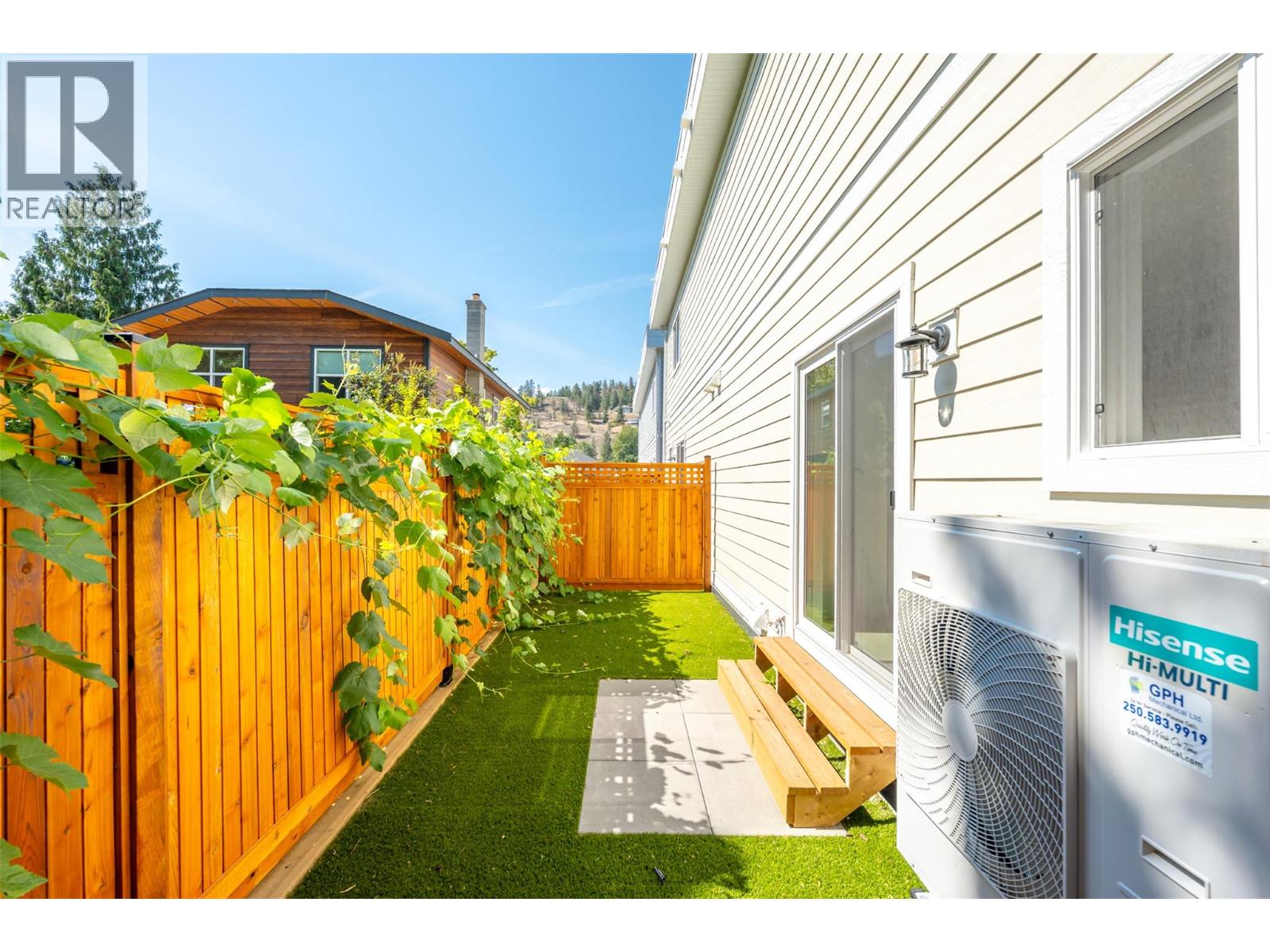 #104 11815 Grant Avenue - Image 29