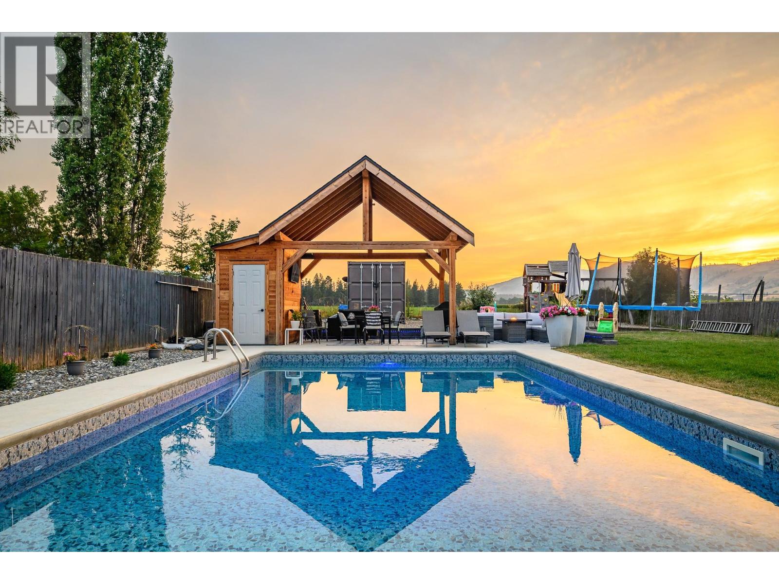 792 Fraser Road - 7