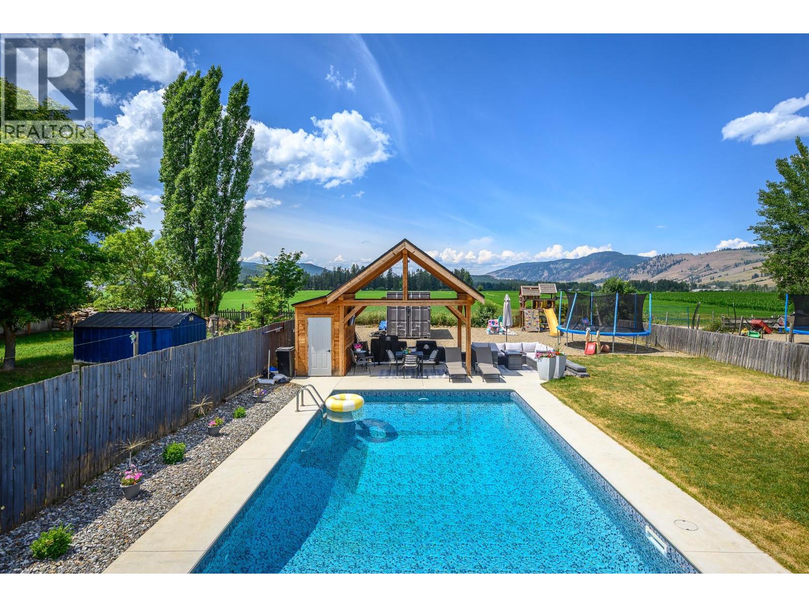 792 Fraser Road - Image 39