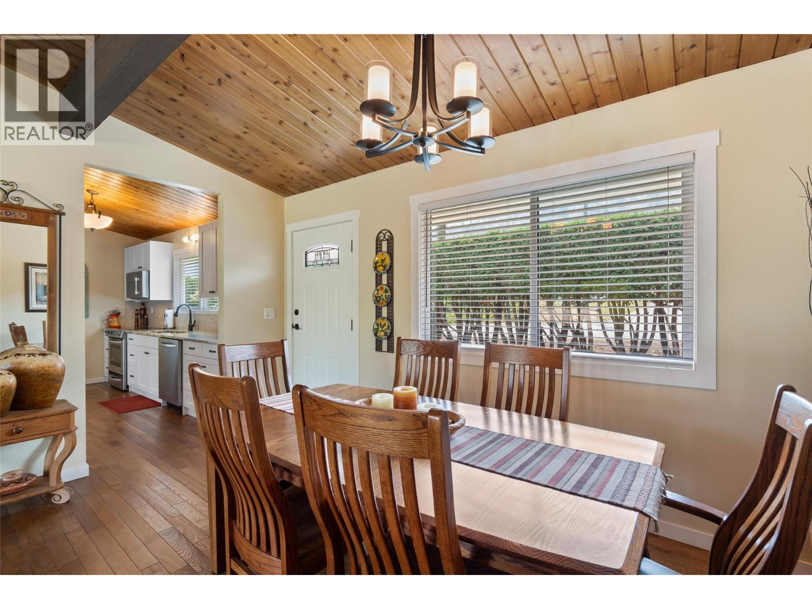 295 Viking Drive - Image 7