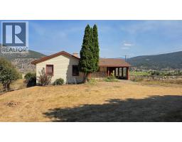 Hobby room - 8544 Westsyde Road, Kamloops, BC V2B8S3 Photo 6