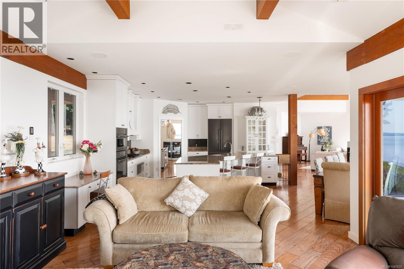 466 Meredith Rd - Image 14