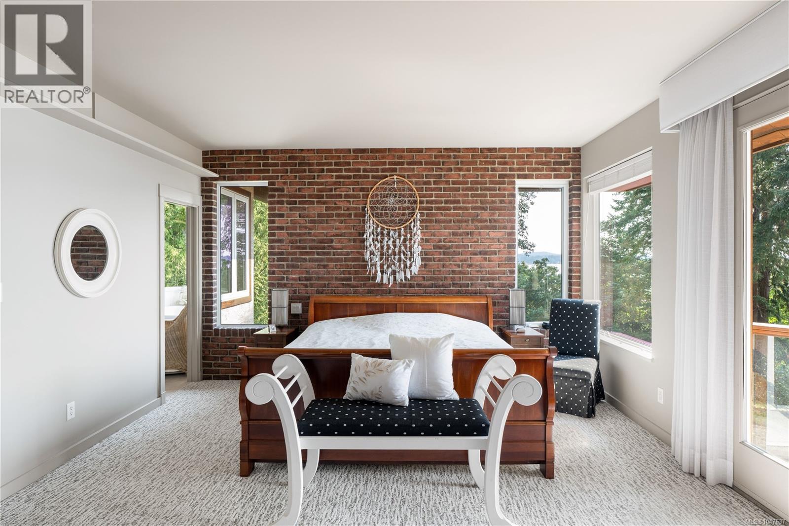 466 Meredith Rd - Image 22