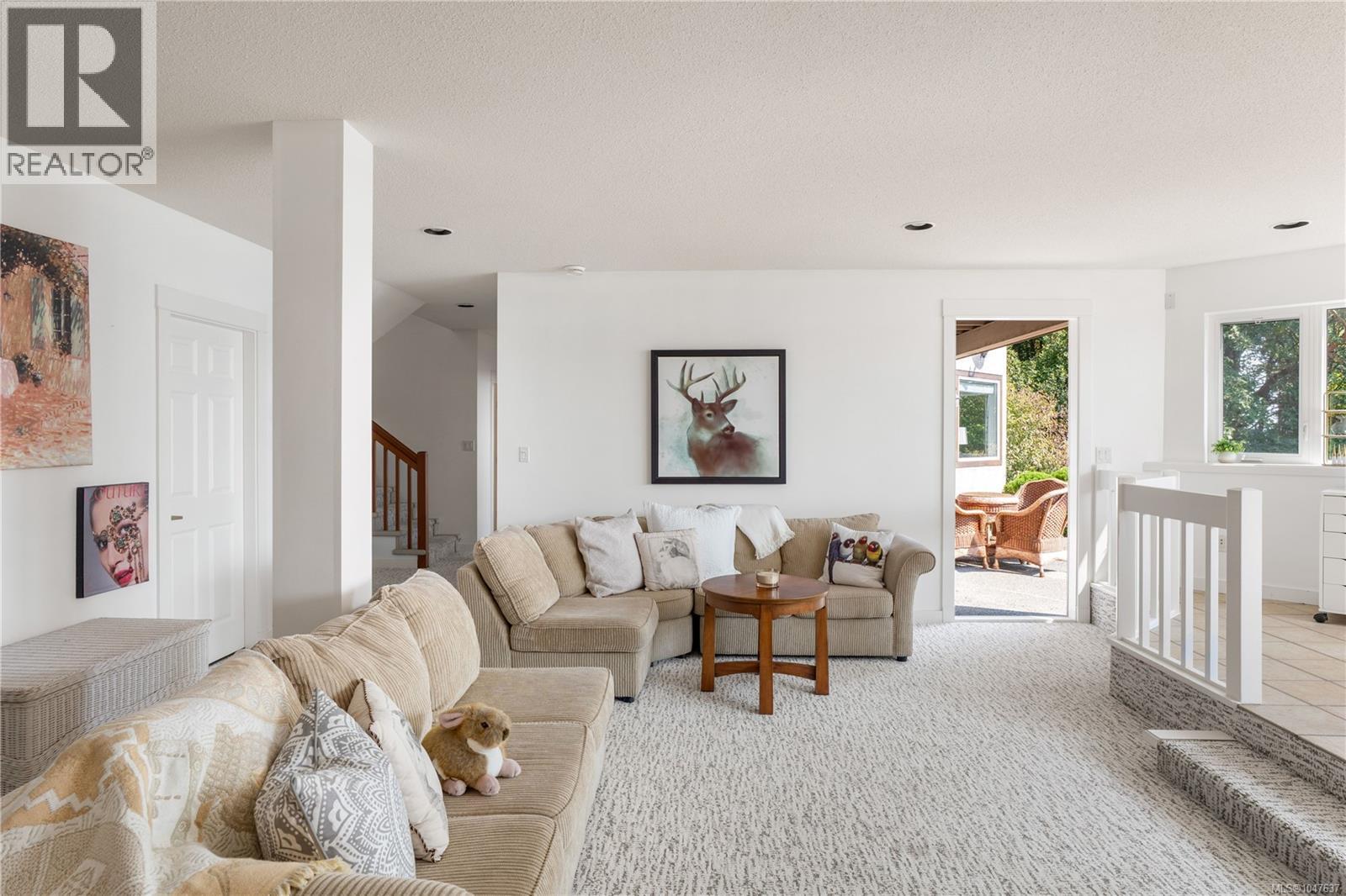 466 Meredith Rd - Image 32