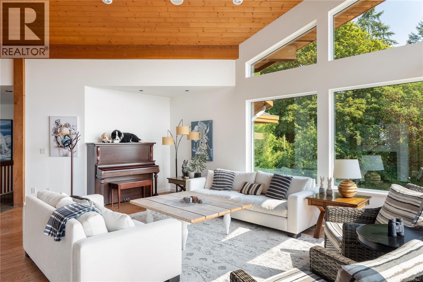 466 Meredith Rd - Image 4