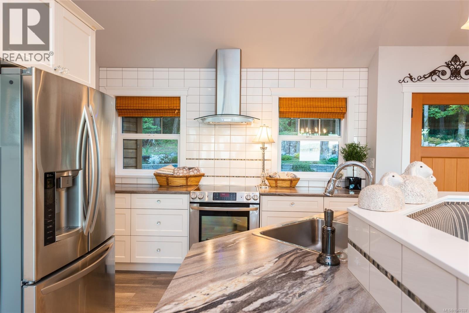466 Meredith Rd - Image 64