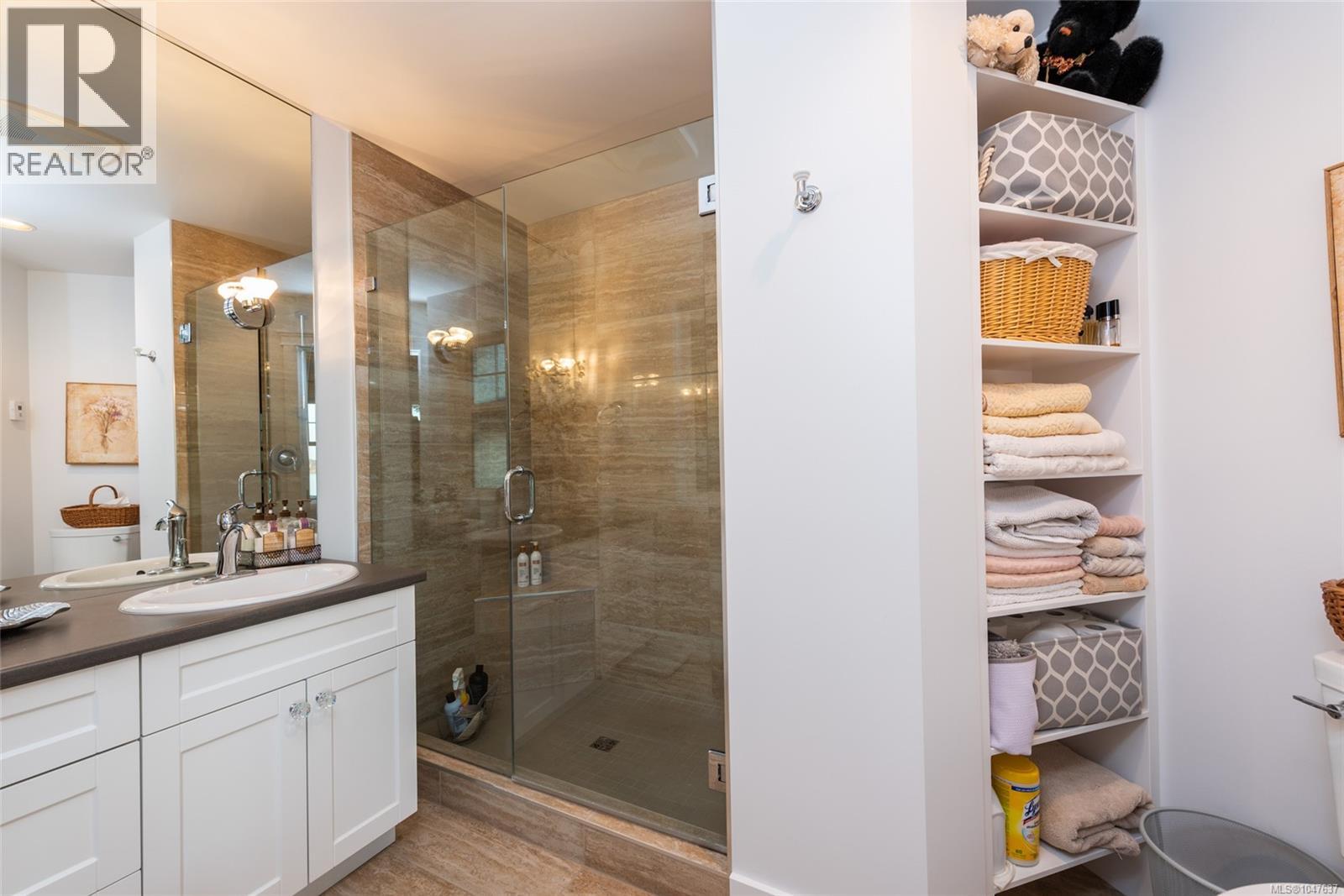 466 Meredith Rd - Image 69