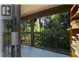 3 4631 Lochside Dr, Saanich, BC V8Y2S9 Photo 22