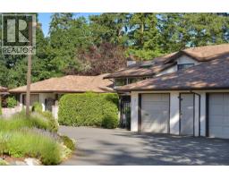 3 4631 Lochside Dr, Saanich, BC V8Y2S9 Photo 35