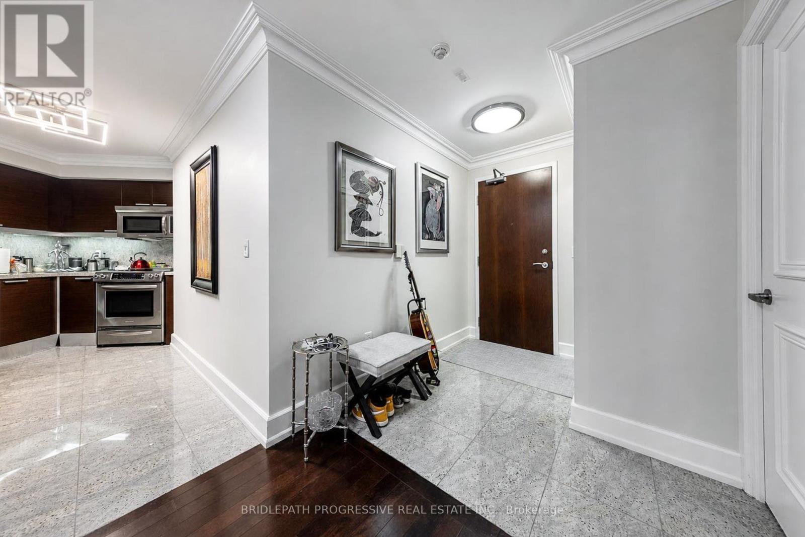 #307 650 SHEPPARD AVENUE E - Image 6