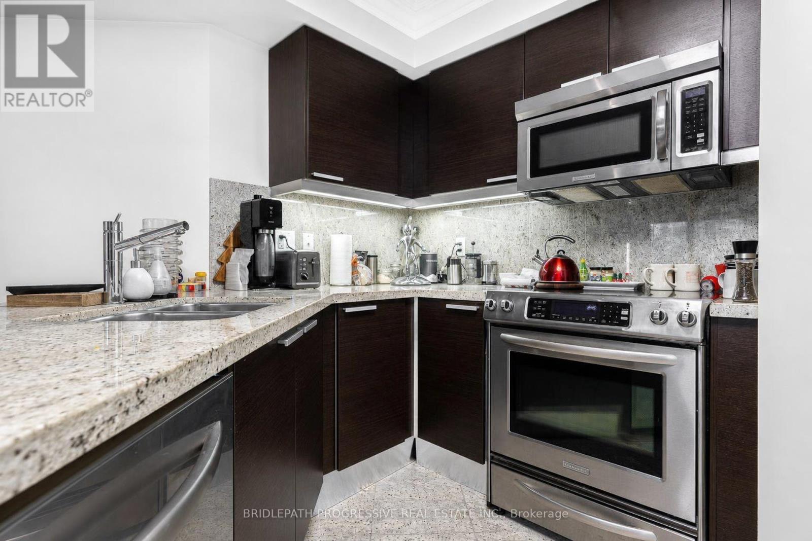 #307 650 SHEPPARD AVENUE E - Image 8