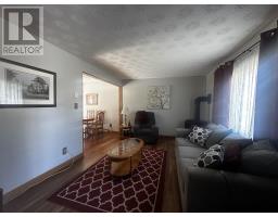 Primary Bedroom - 223a Ottawa Ave, Elliot Lake, ON P5A2N1 Photo 6