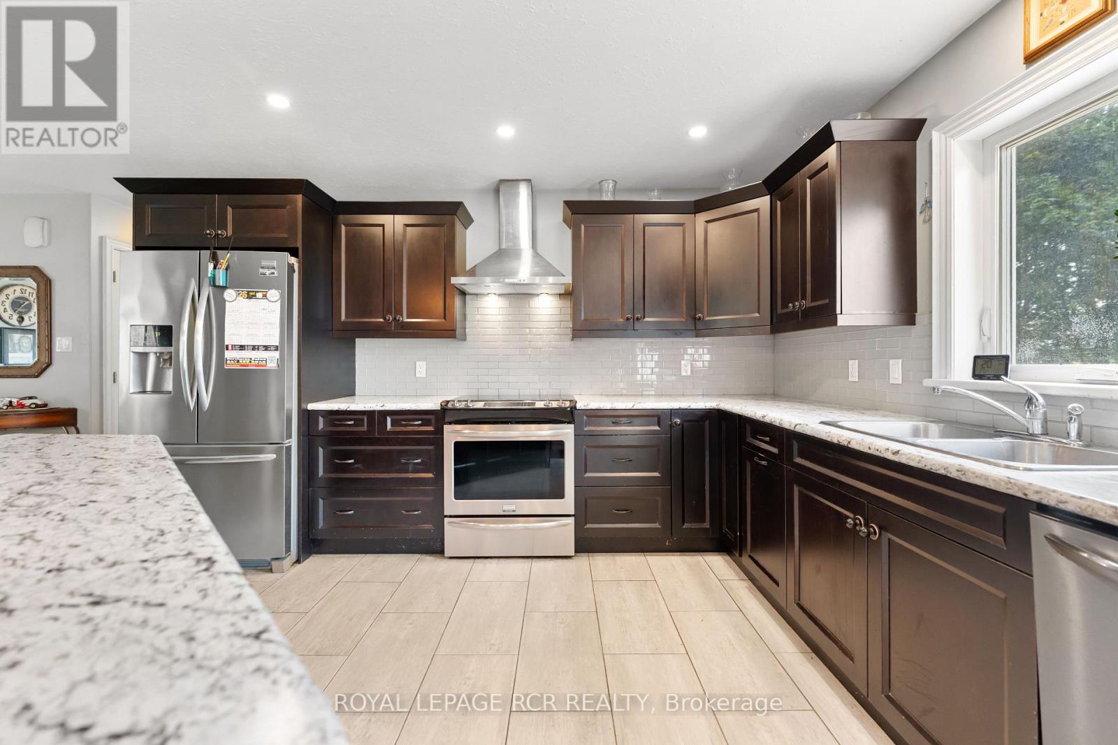 402202 COUNTY ROAD 15 - Image 7