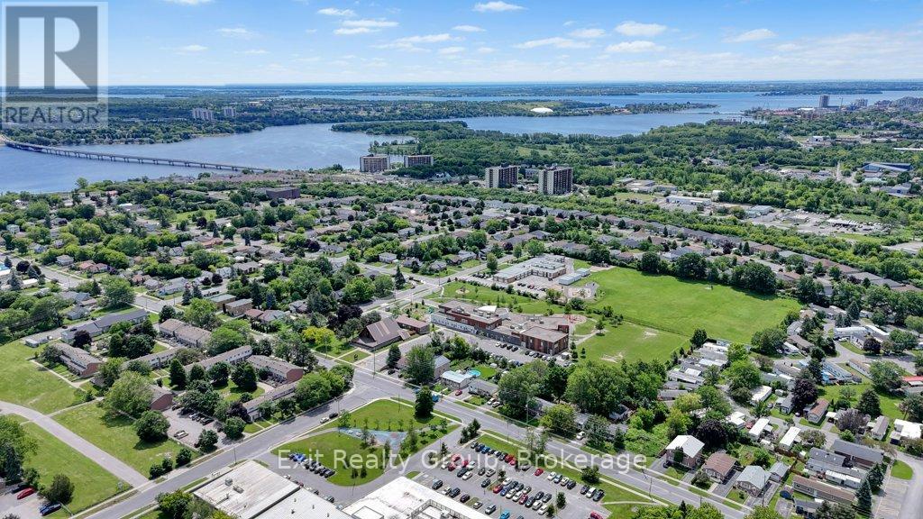 244 WELLER AVENUE - 40