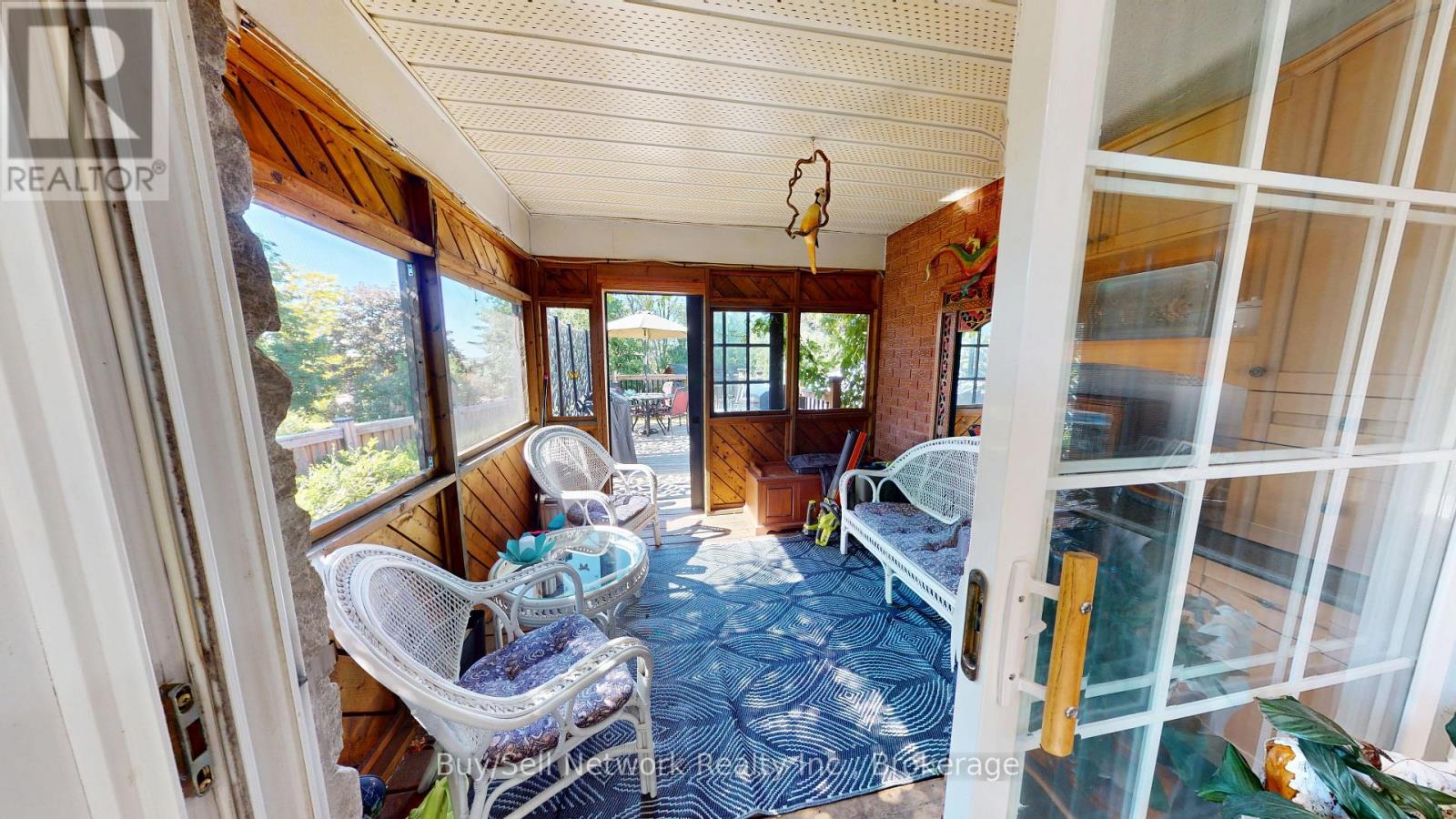 2504 IDYLLWOOD CRESCENT - 20