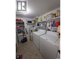 Laundry room - 104 449 Pendygrasse Road, Saskatoon, SK S7M5C1 Photo 8