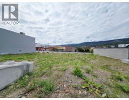 72 Oliver Street, Williams Lake, BC V2G1L7 Photo 7
