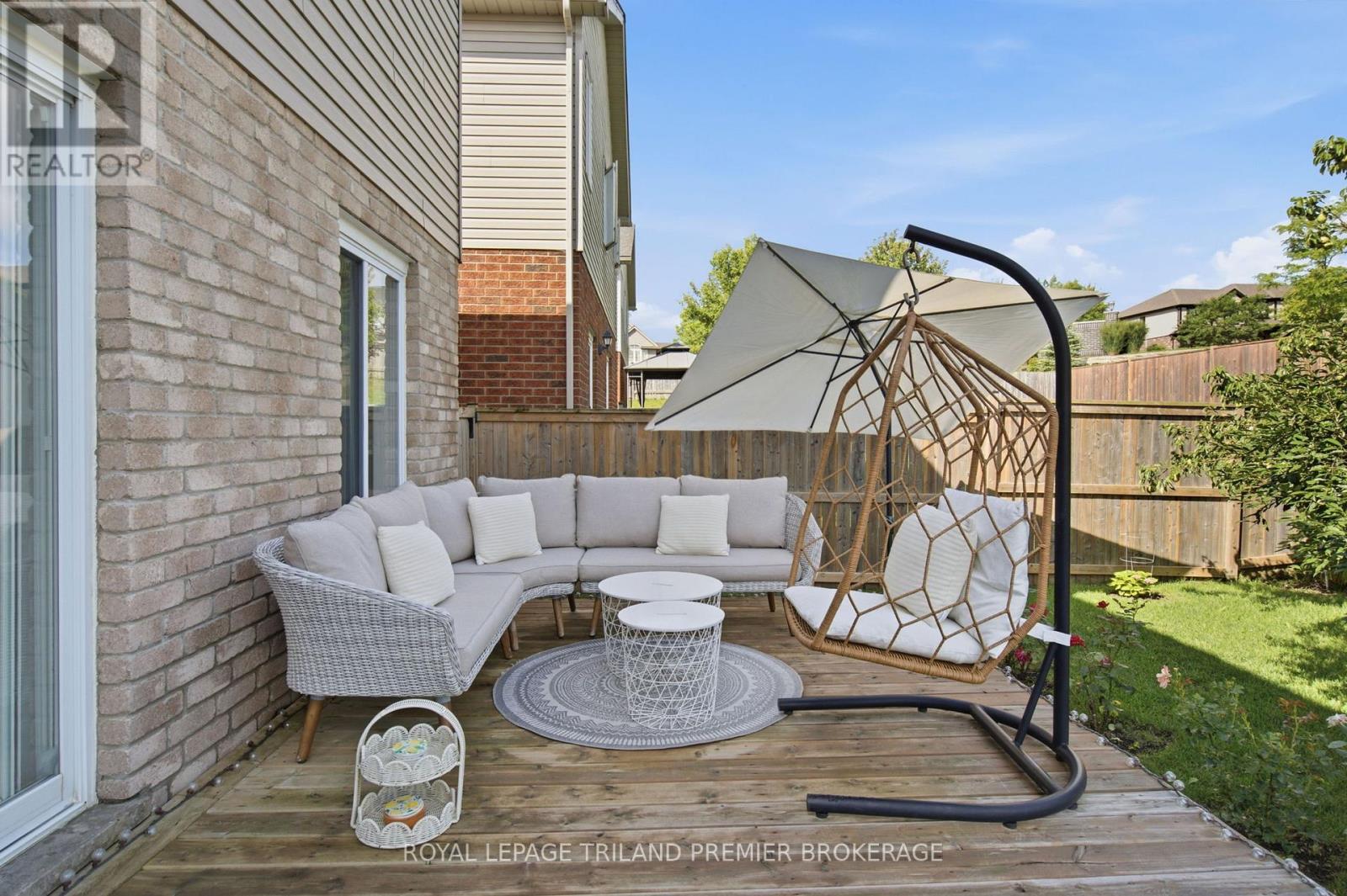 570 GARIBALDI AVENUE - Image 36