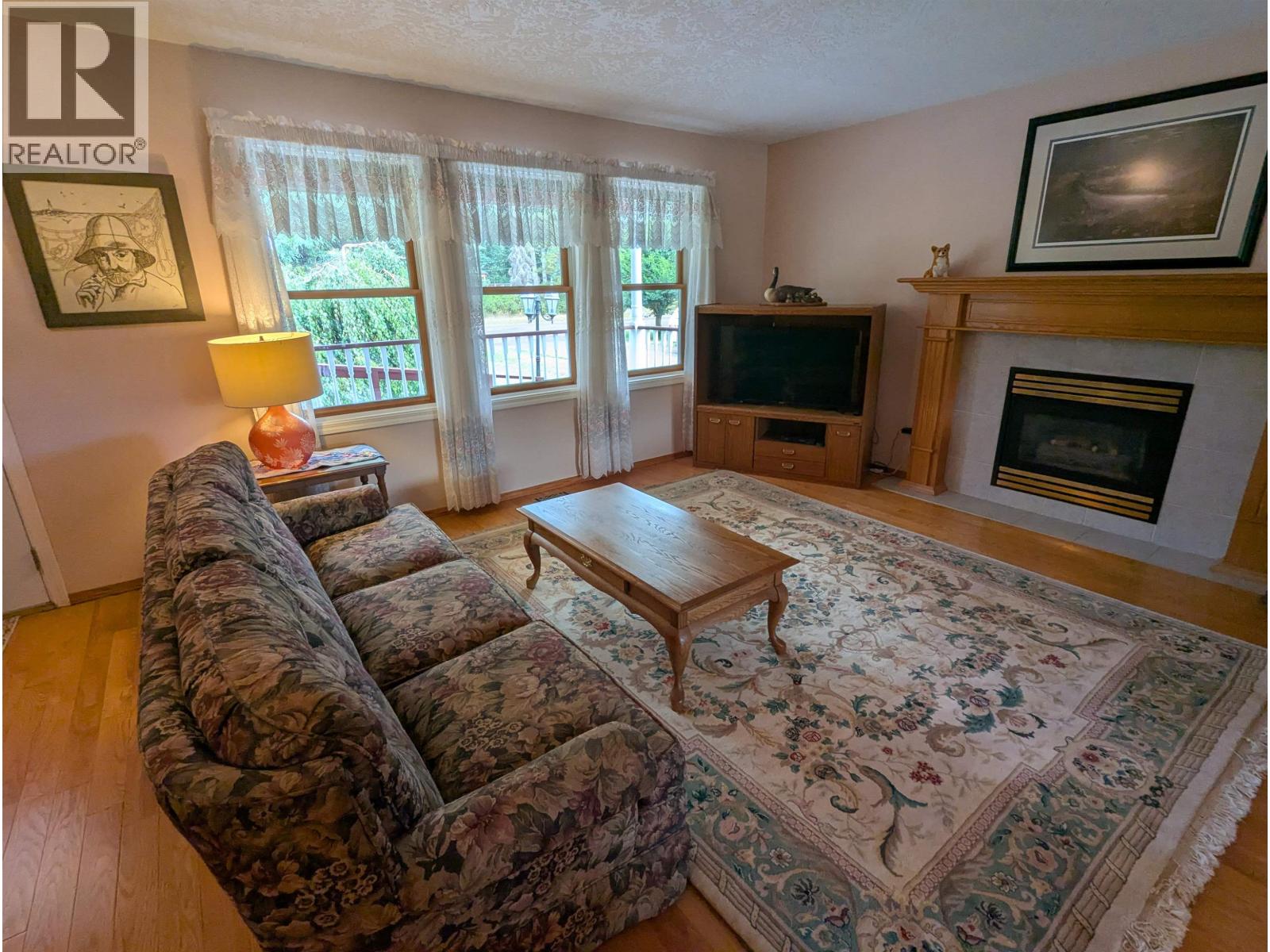 1289 COTTONWOOD Street, Telkwa