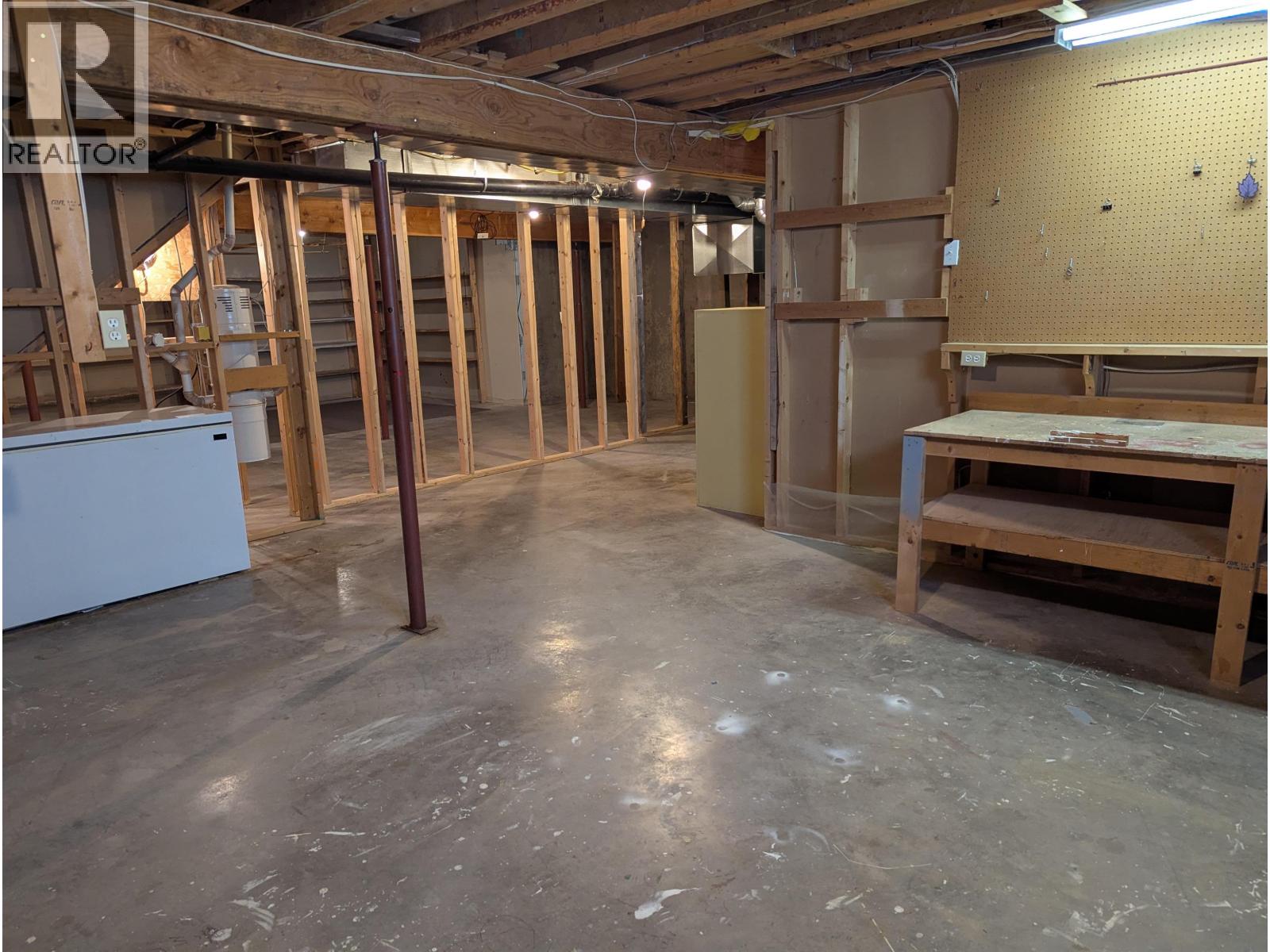 1289 COTTONWOOD Street, Telkwa