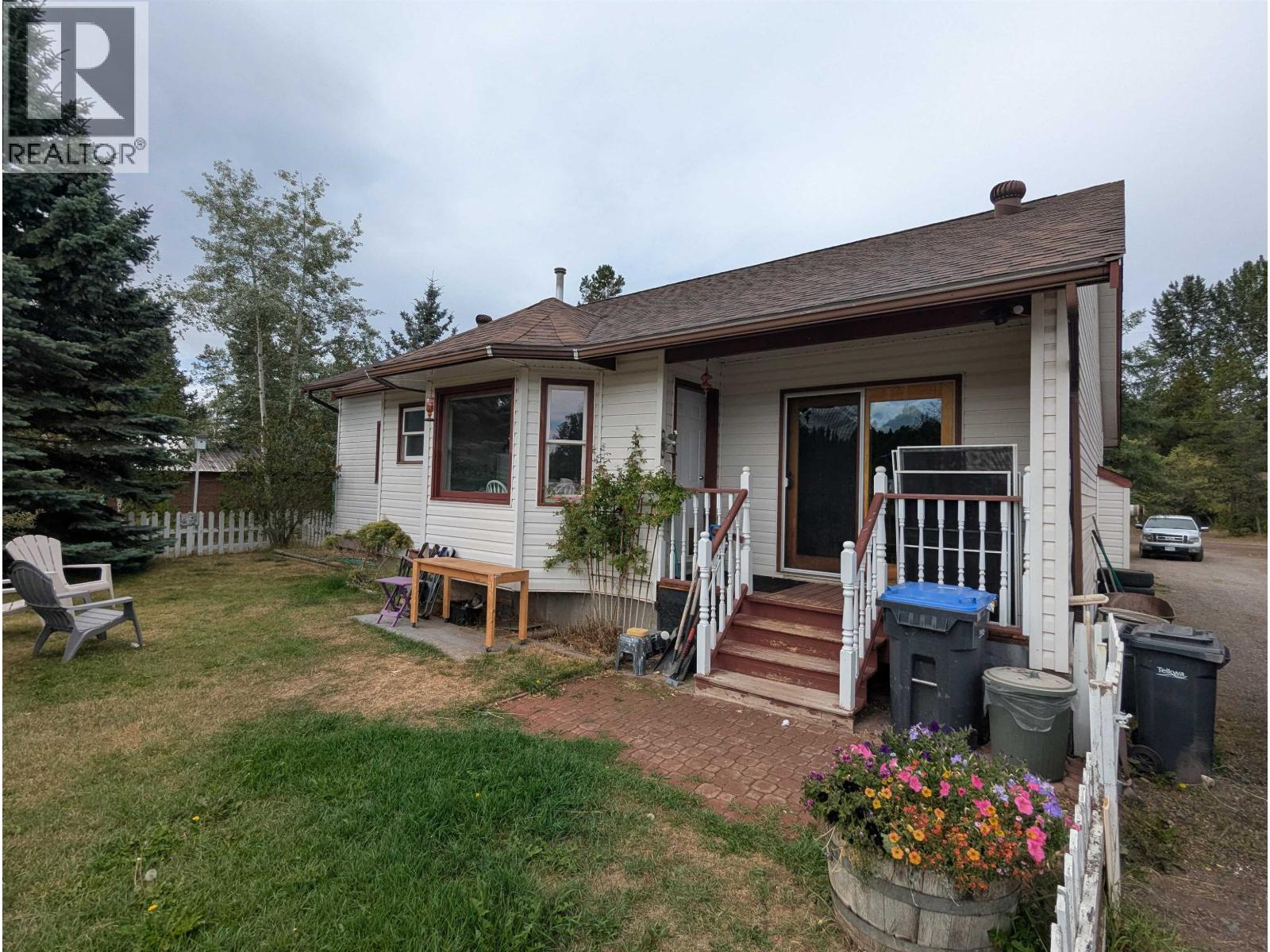 1289 COTTONWOOD Street, Telkwa