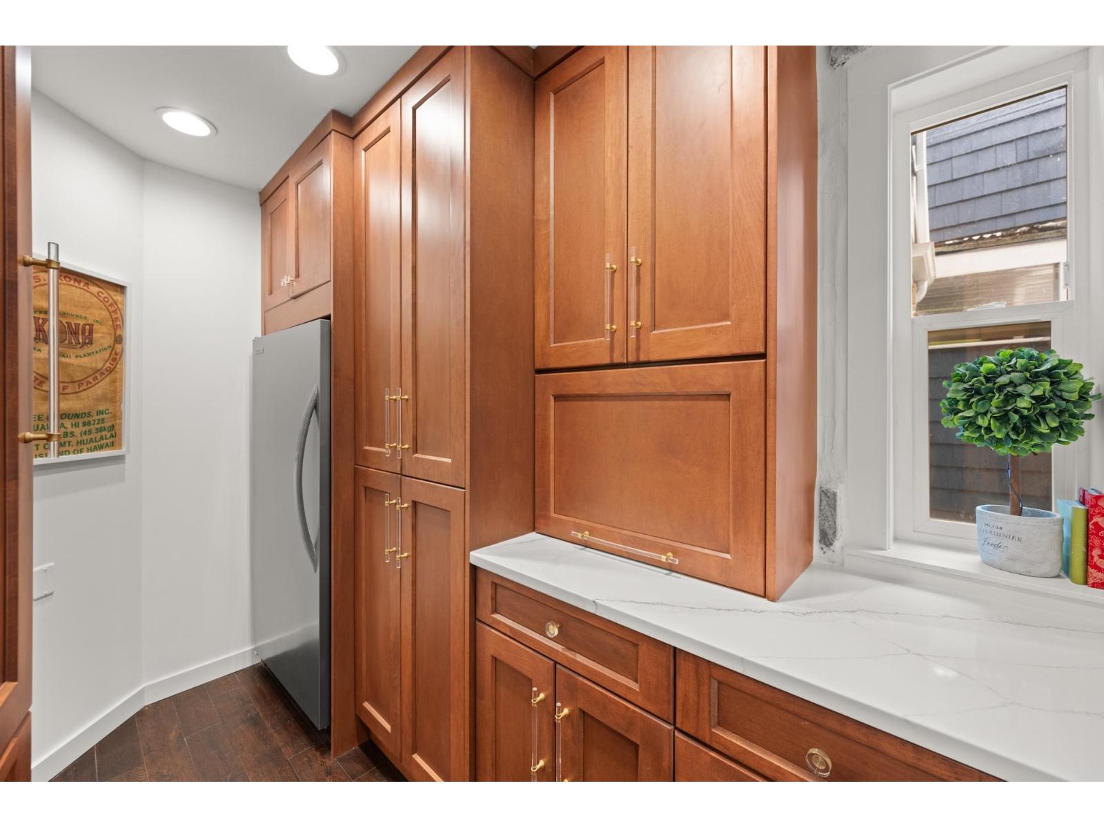 24244 60 AVENUE, Langley