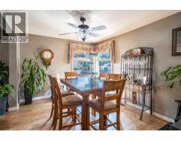 Living room - 2885 Phillips Street, Armstrong, BC V4Y0B2 Photo 10