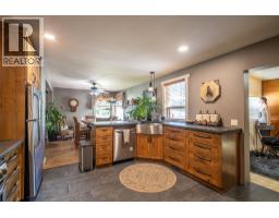 2885 Phillips Street, Armstrong, BC V4Y0B2 Photo 14