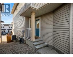 256 Heritage Heights, Cochrane, AB T4C3A7 Photo 38