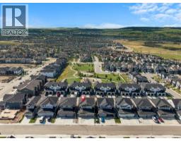 256 Heritage Heights, Cochrane, AB T4C3A7 Photo 40
